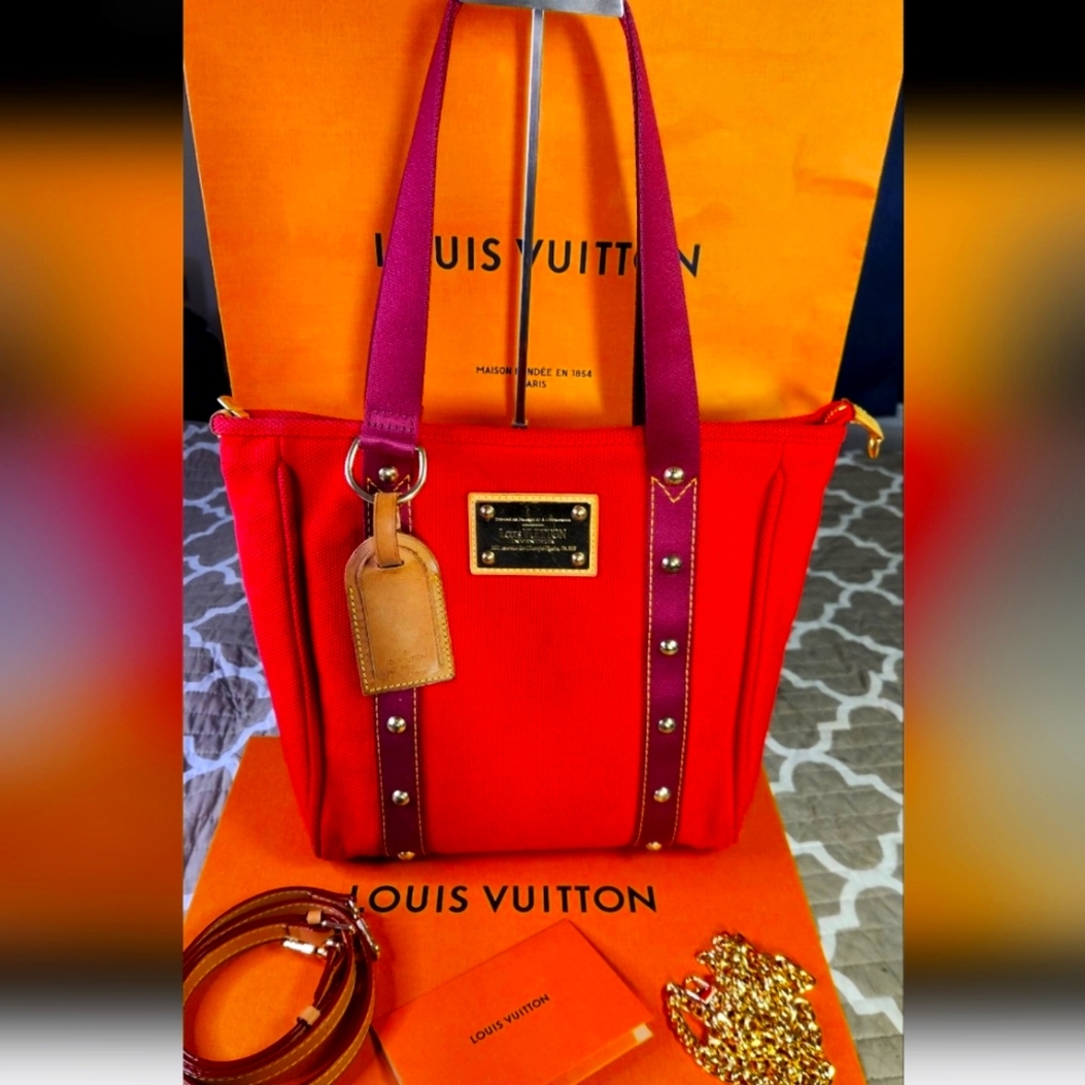 Louis Vuitton Cabas Tote MM Red Canvas DATE STAMPED SP1005